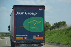 HEADING SOUTH FROM PARIS(027)